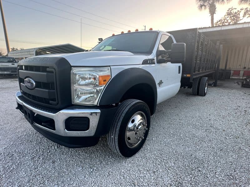 2016 Ford F550 Super Duty Regular Cab & Chassis